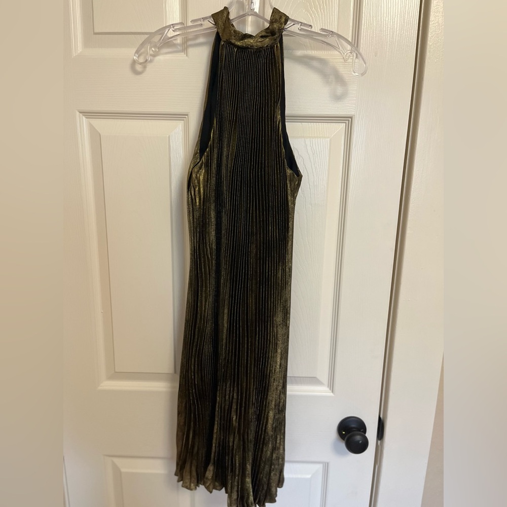 Elegant Gold Lamè Banana Republic Dress